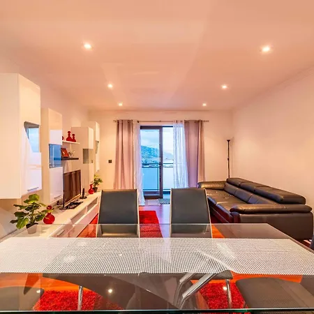 For Rent In Apartman *